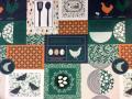 Nappe Poules et poussins, patchwork, carreaux, ufs, vert ou rouge, ronde Ø160 cm, 100% polyester anti-taches
