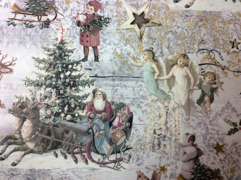 Nappe de Noêl, Père Noël avec les cadeaux, cerfs, sapins, étoiles, fond  écru, carrée 100x100 cm, 100%