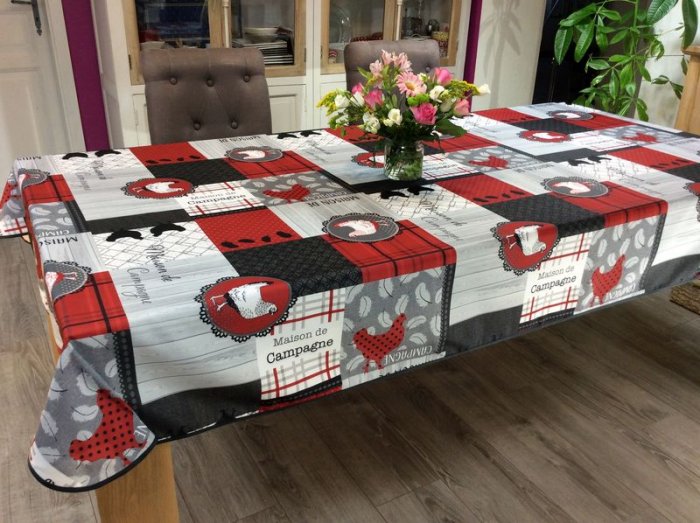 Nappe Auberge, carreaux campagne, poules, noir, rouge, gris, rectangulaire, 100% polyester anti-taches