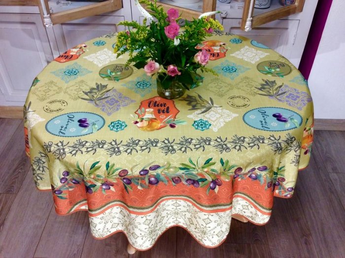 Nappe provençale, Olives et éventails oranges, vert anis, blanc, ronde Ø160 cm, 100% polyester anti-taches