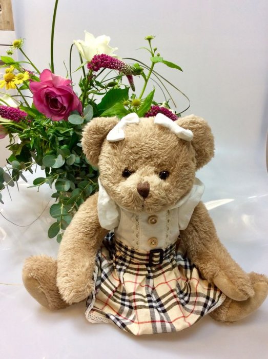 Peluche oursonne, Burberry, tenue à carreaux, beige, noir, rouge, noeud, polyester, 33 cm