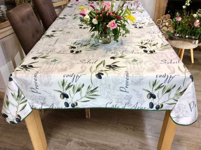 Nappe provençale Olives Provence-Alpes, sur fond blanc ou jaune, rectangulaire, 100% polyester anti-taches