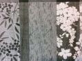 Nappe Carreaux fleurs, gris-blanc, rectangulaire 100% polyester anti-taches