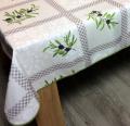 Nappe provençale Olivade, carreaux sur fond blanc, rectangulaire 150x240, 100% polyester anti-taches