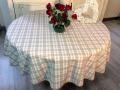 Nappe Cervin rouge, noir, beige ou bleu, carreaux et coeurs, ronde Ø 160 cm, 100% coton tissé