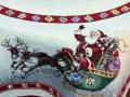 Nappe de Noël, Traineau dans un ciel étoilé et houx de Noël, centrée, fond gris-écru, ronde Ø 90 cm, polycoton jacquard