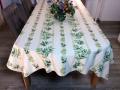 Nappe provençale Maussane, linéaire sur fond écru, rectangulaire, 100% coton et coton enduit anti-taches