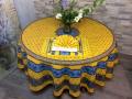 Nappe provençale Tradition, Bouquets de fleurs, jaune ou orange ou bleu-blanc, centrée ou linéaire à effet marbré, ronde, 100% coton