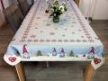 Nappe d'hiver, Lutins sur la neige, centrée, fond bleu ou beige, rectangulaire, polycoton jacquard
