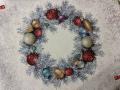 Nappe de Noël, Couronnes et boules de Noël, centrée, effet marbré, ronde, polycoton jacquard