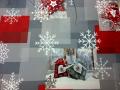 Nappe Noël, flocons de neige, étoiles et coeurs, carreaux rouge et gris, rectangulaire 150x300 cm, 100% polyester anti-taches 