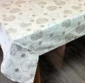 Nappe Turia Lurex, Coeurs argentés et arabesques, sur fond beige-taupe, rectangulaire, polycoton jacquard réversible