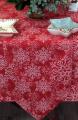 Chemin de Table, Flocons de neige en arabesques et étoiles, sur fond rouge cerise, 37x200 cm, polycoton