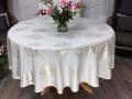 Nappe Sunny gold, feuilles dorées, arabesques, sur fond blanc, ronde, Ø180 cm, 100% polyester anti-taches