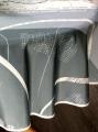 Nappe Traits géométriques, sur fond gris-crème, ronde Ø160 cm, 100% polyester anti-taches
