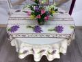 Nappe provençale Lavandou, bouquets de lavande, écru ou parme, ronde Ø160 cm , 100% polyester anti-taches