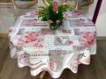 Nappe Paris patchwork, fleurs, coeurs, abécédaire, rouge, gris, blanc, ronde Ø160 cm, 100% polyester anti-taches