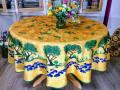 Nappe provençale, Oliviers, sur fond jaune vif, paille ou bleu, ronde Ø180 cm, 100% polyester anti-taches