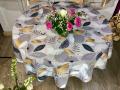 Nappe Abanicos, feuillage, dor&eacute;, blanc, gris, noir, ronde &Oslash;160 cm, 100% polyester anti-taches