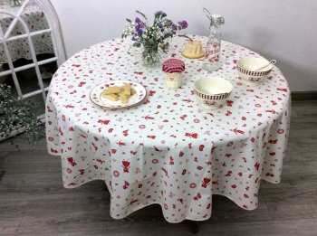Nappe Colmar rouge ou bleu all over, sur fond blanc cassé, ronde, 100% coton ou coton enduit anti-taches