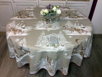 Nappe Paysage hivernale, chalets, cerfs, traîneaux, fond beige-marron, ronde Ø 180 cm, polycoton