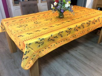 Nappe provençale, Rameaux d'olives, jaune ou écru, rectangulaire, 100% polyester anti-taches