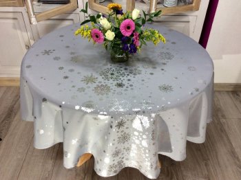 Nappe Constellation Noël, flocons argentés, blanc ou gris clair, ronde Ø180 cm, 100% polyester anti-taches