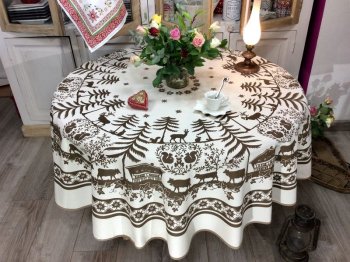 Nappe Alpage, montagne, cerfs, vaches, écureuils, arbres, cœurs, marron ou vert, sur fond crème, ronde, 100% coton natté