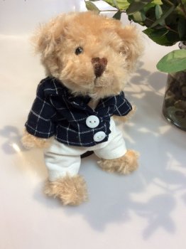 Peluche mini-ourson, veste à carreaux bleu marine, chemise et pantalon beige, polyester, 15 cm