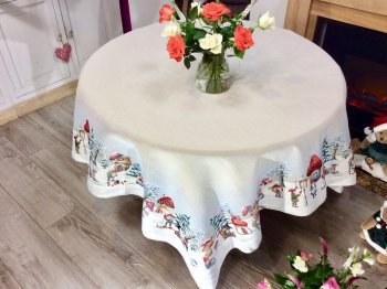 Nappe de Noël, Lutins et village-champignon, neige, belvédères, ski, centrée, carrée 165x165 cm, polycoton jacquard