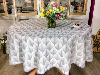 Nappe Ombres et Reflets, géométriques, sur fond camaïeu de gris, ronde Ø180 cm, 100% polyester anti-taches