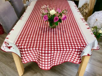 Nappe Coqs, oies, lapins et vaches, Vichy rouge-&eacute;cru, ovale 150x240 cm, 100% polyester anti-taches